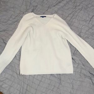 white sweater!